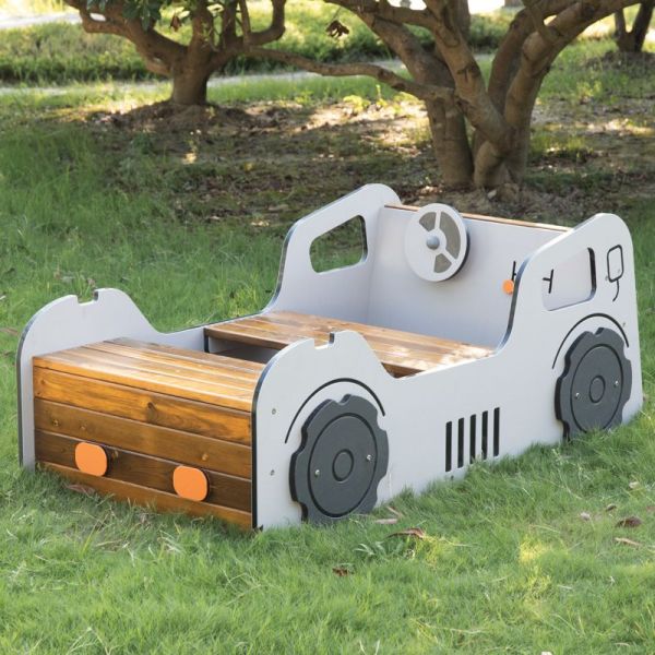 Auto giocattolo da esterno