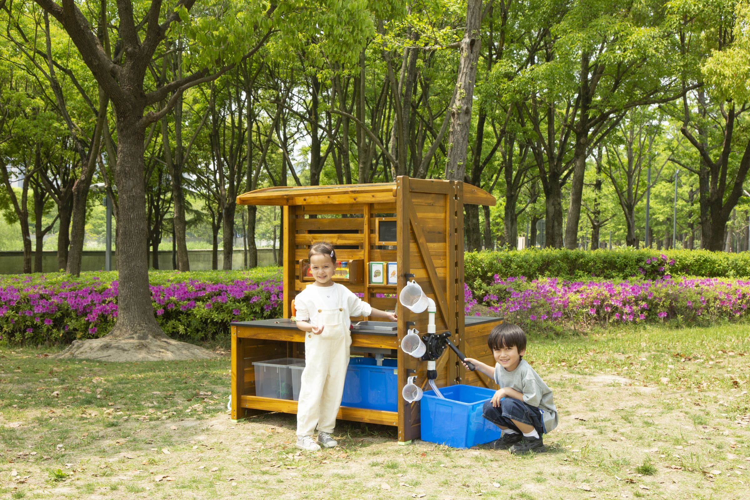 Outdoor-Möbel für Kitas, Kindergärten und Lernräume im Freien