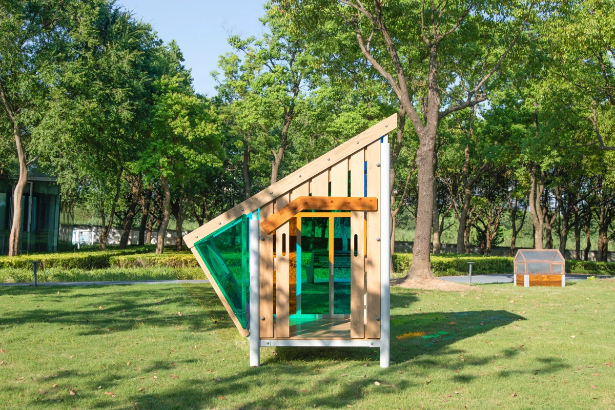 Casa multicolor para exteriores – 76K-0003-V01-SM_15